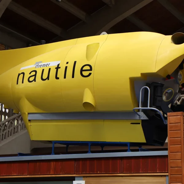 Le Nautile, mondialement connu pour l'exploration de l'épave du Titanic